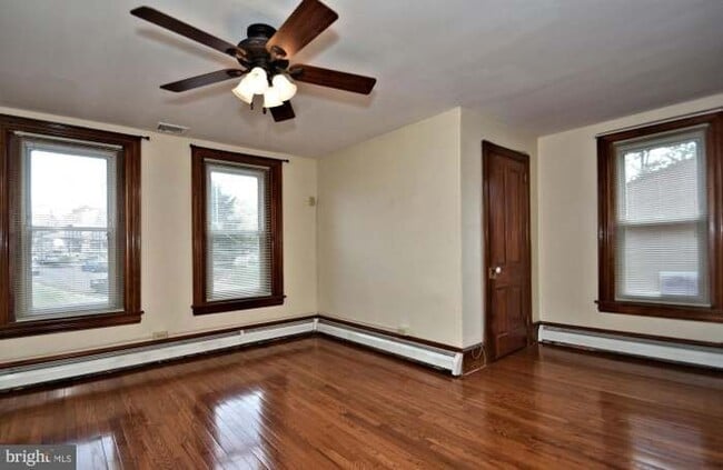 Photo - 153 2nd Ave