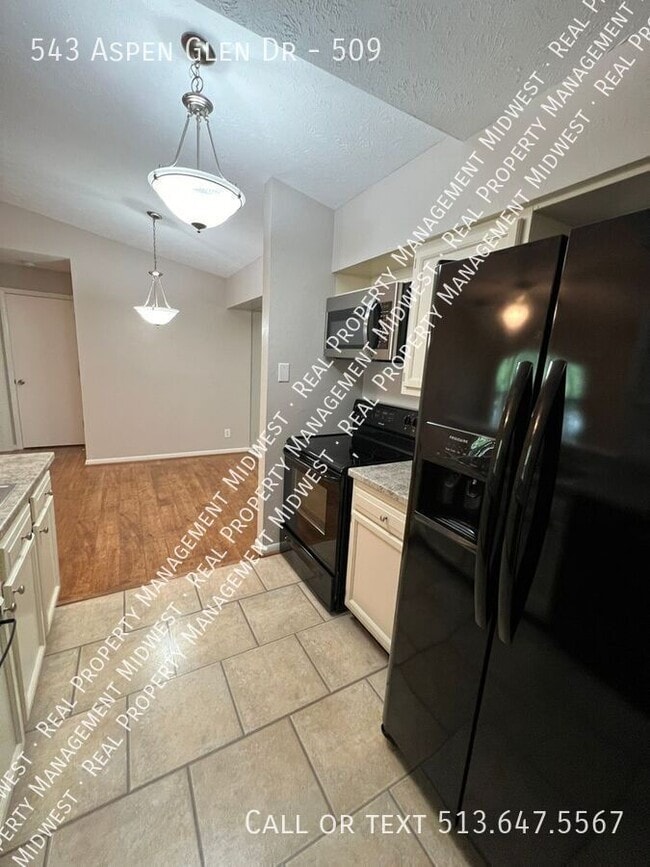 Photo - 543 Aspen Glen Dr