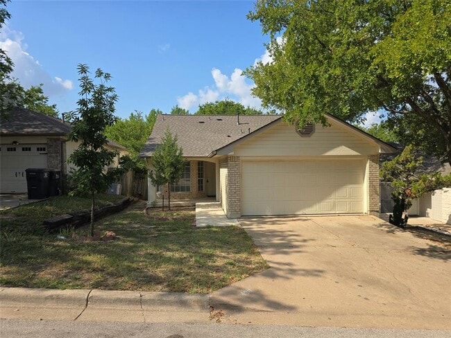 Building Photo - 4911 Edenbourgh Ln Rental
