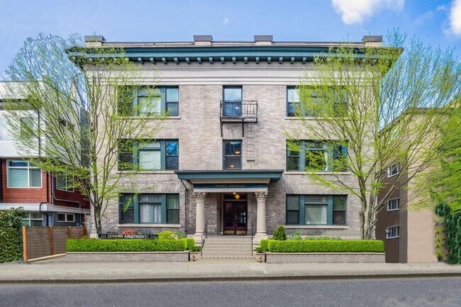Photo - Seward Apartments