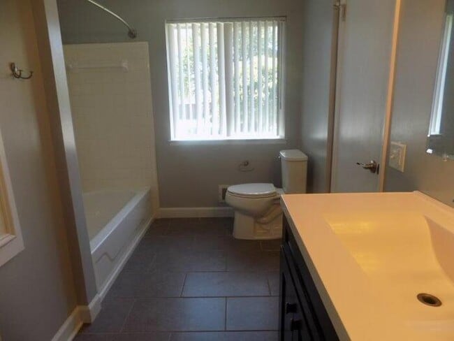 Photo - 2127 Hopkins Dr