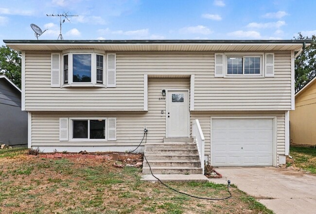 Photo - 8204 Hallett Ct