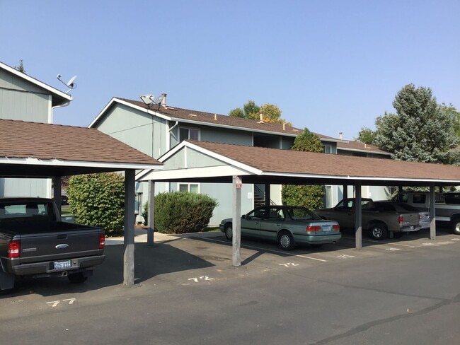 Photo - Apartment in Carson Park Condominium
