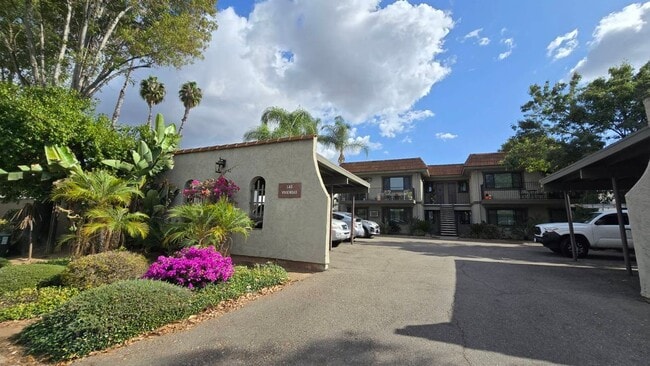 Photo - 1865 E Grand Ave Unidad C