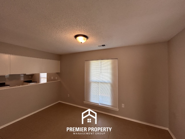 Photo - Charming 3BR/2BA Horn Lake Home | Vaulted Ceilings, Brick Fireplace & Fenced Yard