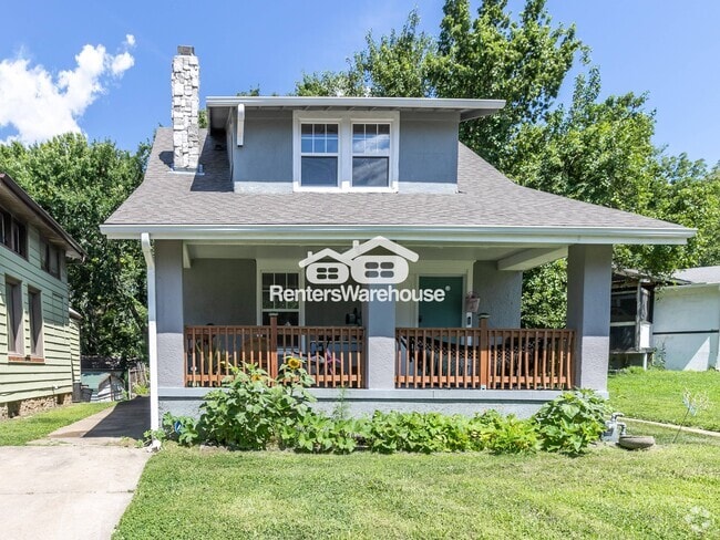 Building Photo - 2923 Parkwood Blvd Rental