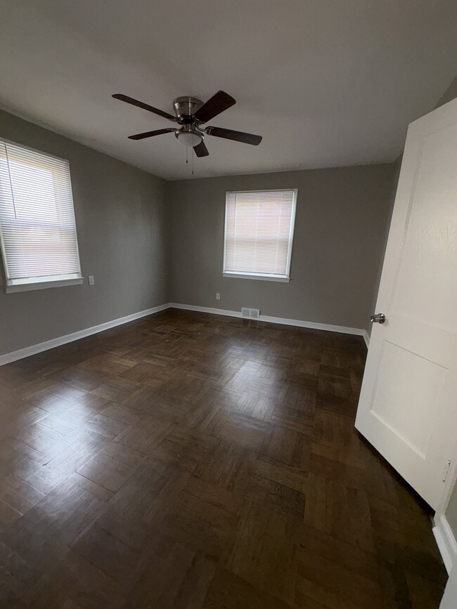 Photo - 228 Phillips Ave