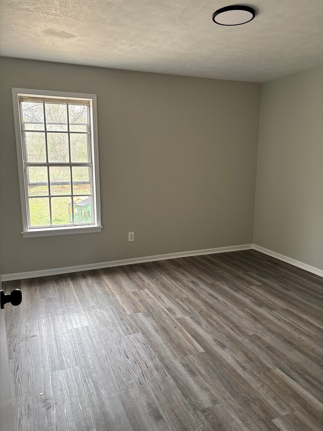 Photo - 48 W Cooper St