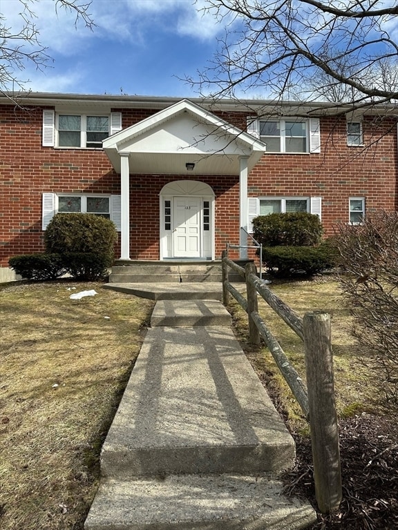 Building Photo - 123 Litchfield Pines Dr Unit B Rental
