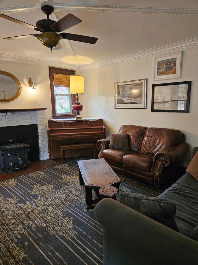 Living Room - 3802 Oliver St