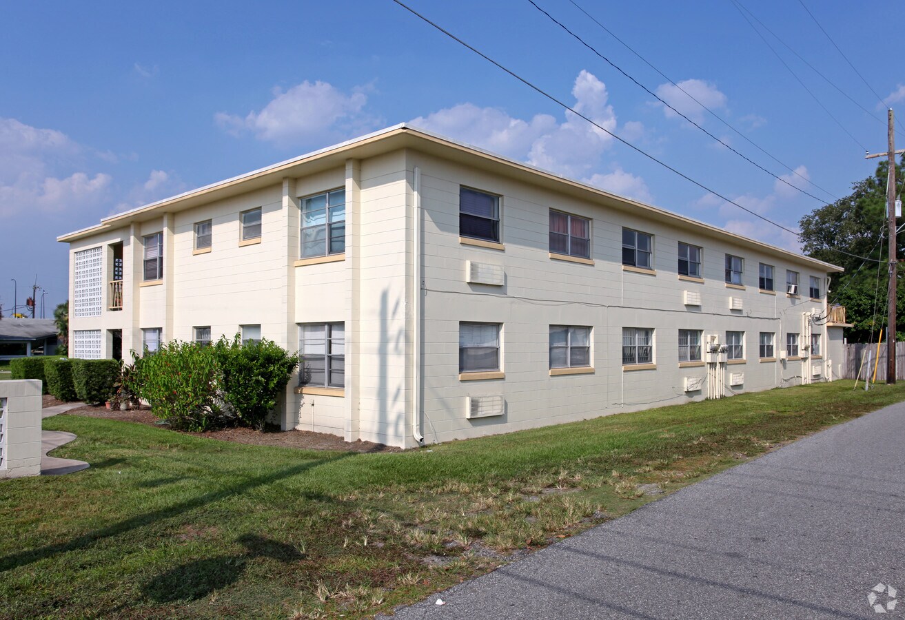 Photo - Semoran Terrace Apartments