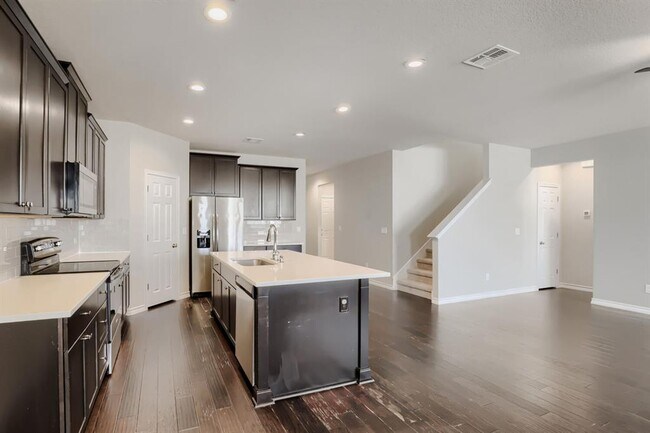 Photo - 173 Flexus Ln