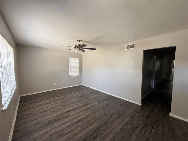 Photo - 9560 Crestshire Dr