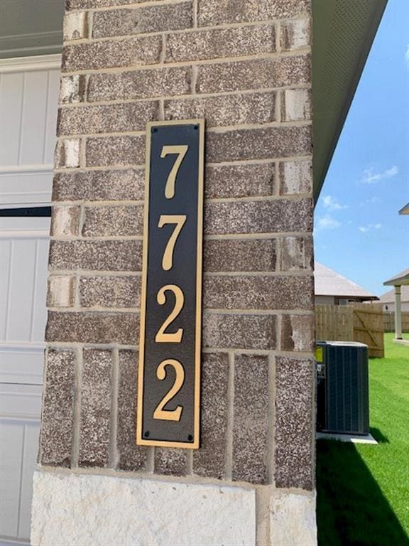 Photo - 7722 Merry Oaks Cv
