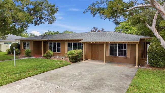 Photo - 808 N Mac Dill Ave