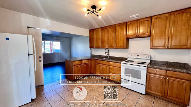 2 bedroom in convenient location includes ... - 2 bedroom in convenient location includes ... Apartment Unit A