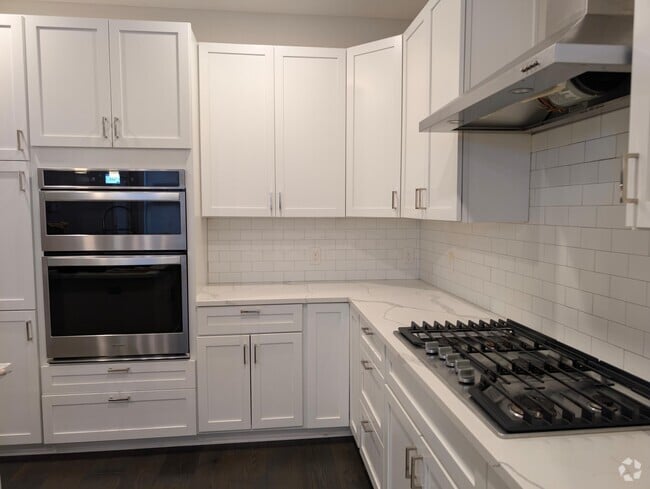 Building Photo - 751 N 6th St Unit 301 Rental
