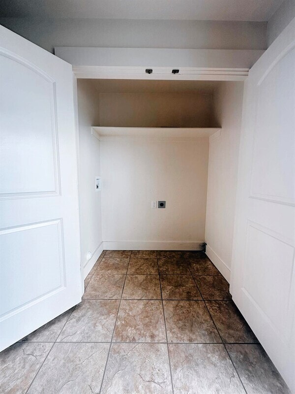 Photo - 2575 W 450 N