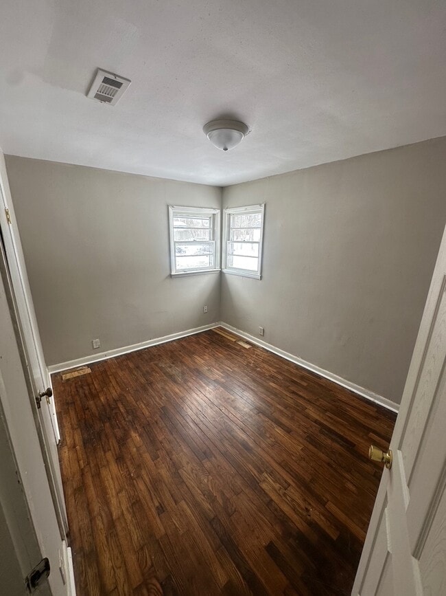 Photo - 1066 Alton Station Rd