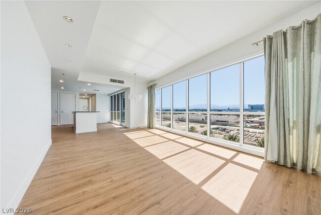 Photo - 4575 Dean Martin Dr Unit 708