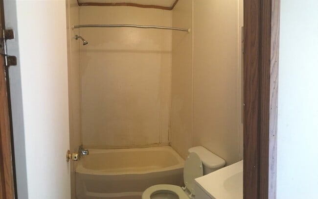 Photo - Newly remodeled 3 BDR / 2 BA Home