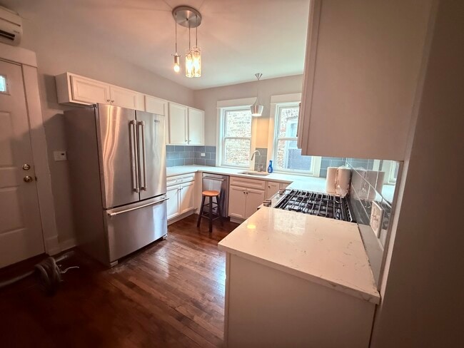 Photo - 202 N Marion St Unit 2
