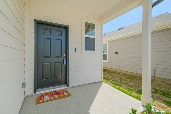 Photo - 23667 Cranberry Grader Ln