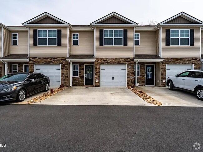 Building Photo - 1069 Hammett Rd Rental