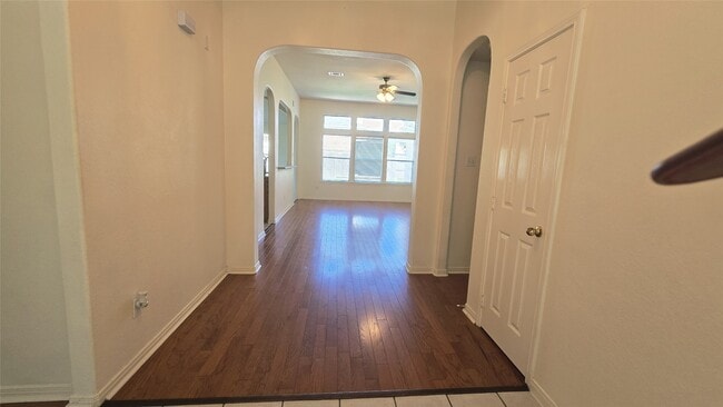 Photo - 4827 Hidden Chestnut Ln