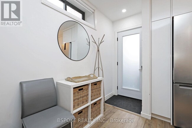 Photo - 707 Mortimer Ave