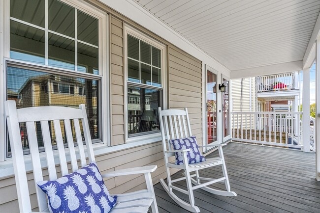 Photo - 44-46 Woods Ave Unit 44