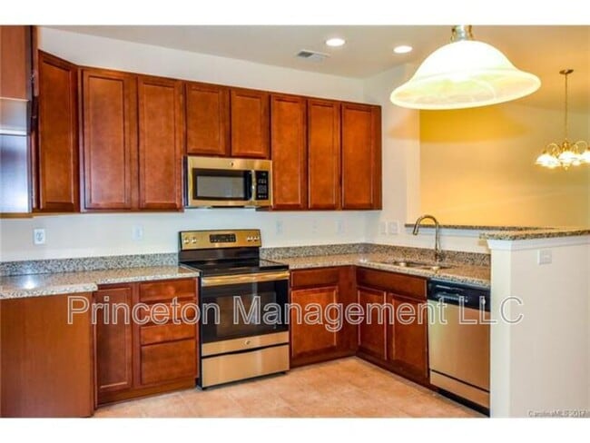 Photo - 194-C Limerick Rd.