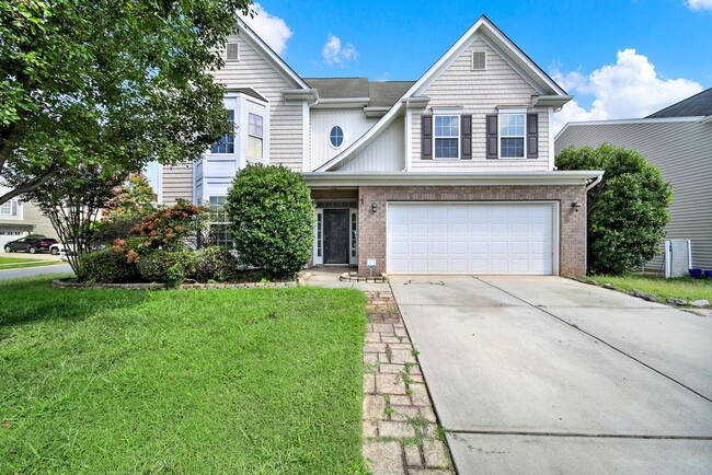 Building Photo - Stunning 6 Bed 3.5 Bath Home in Davidson!