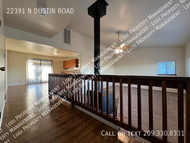 Photo - 22391 Dustin Rd