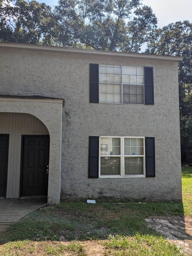 Building Photo - 2037 Pecan Ct Rental