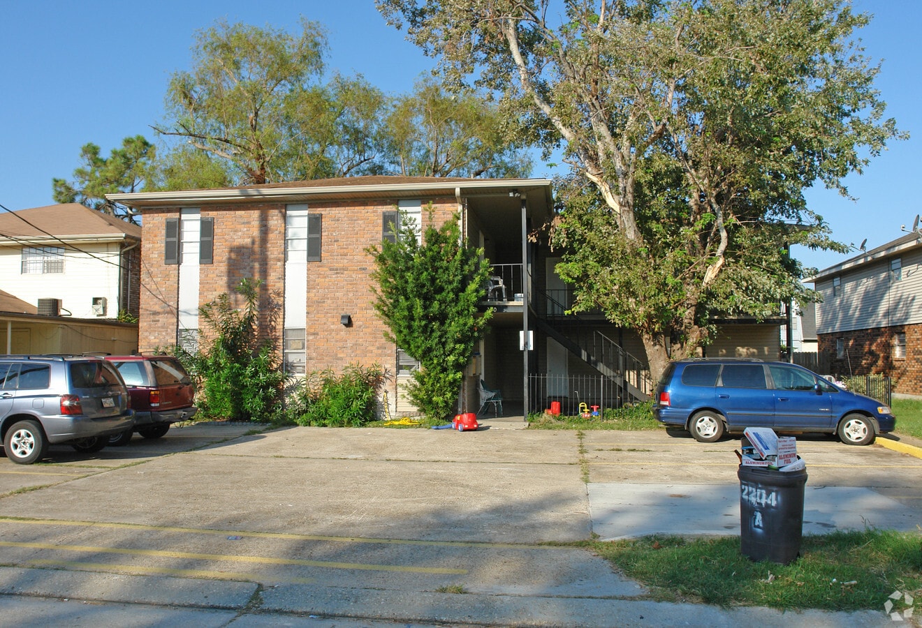 Photo - 2204 Manson Ave