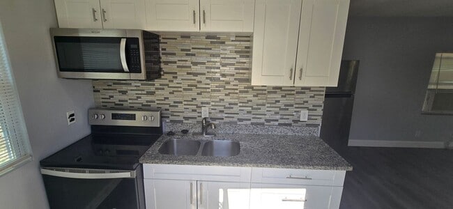 Photo - 3832 46th Ave N