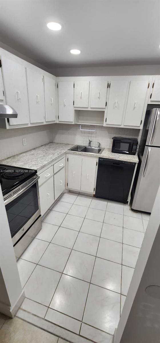 Building Photo - 20379 W Country Club Dr Unit 135