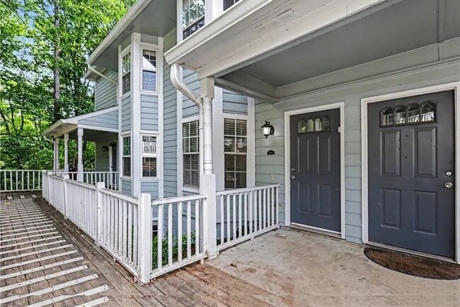 Photo - 3960 Riverlook Pkwy SE Unit 203