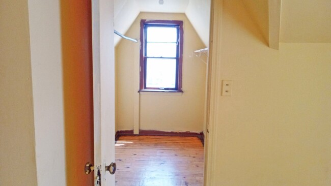 Convenient Showings — No Appointment Needed! - Convenient Showings — No Appointment Needed! House