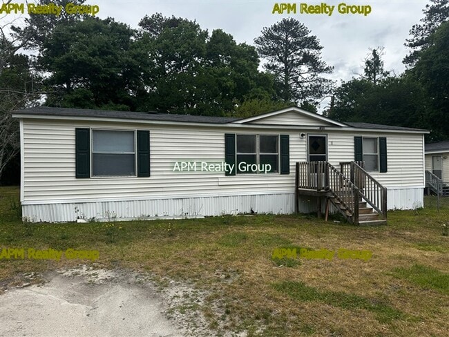 Photo - Private Country Feel Close to Downtown