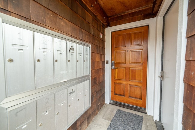 Photo - 2731 Durant Ave