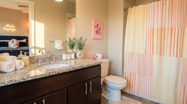 Photo - 1715 8th St NW Unidad ID1403624P