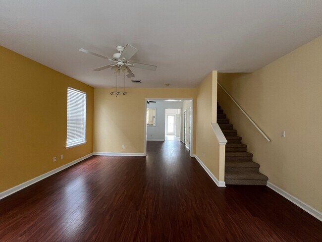 Photo - 3687 Longfellow Rd