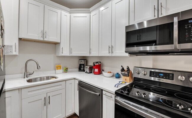 Photo - 285 Clarendon St Unit 2