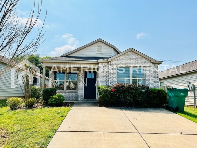 Building Photo - 16406 Waterbury Ln