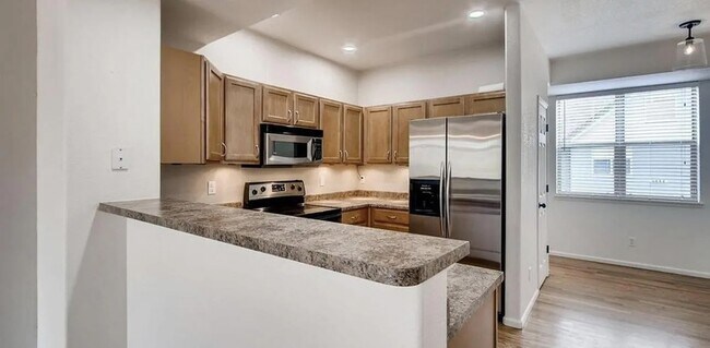 Photo - 5453 Water Tower Promenade