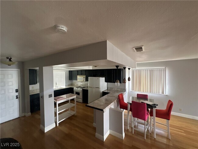 Photo - 2807 Tulip Ct Unidad 1