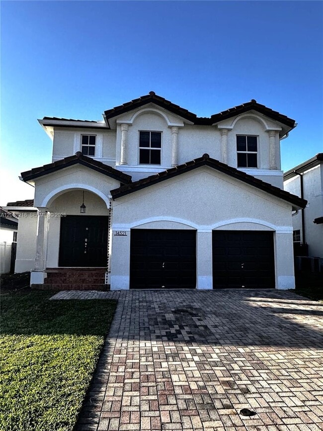 Building Photo - 14540 SW 13th Terrace