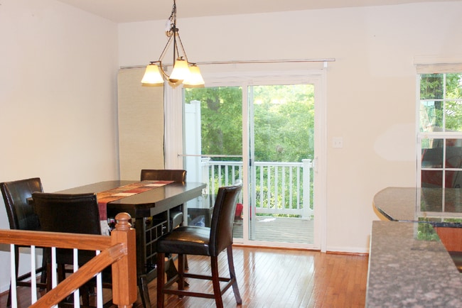 Photo - 7317 Summit Rock Rd